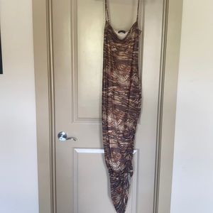Maxi dress..worn 1x in house for family gathering